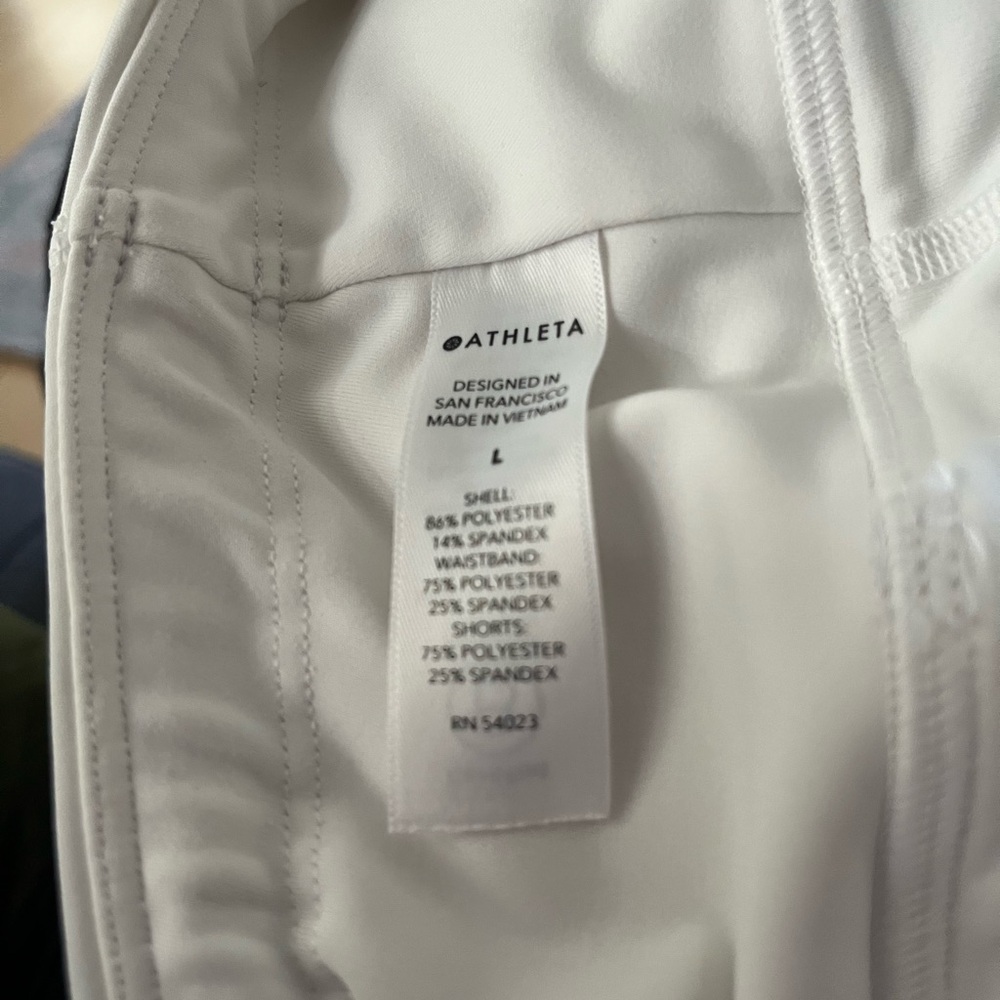 Athleta “Run with it” Skort for golf/tennis/run size L - Picture 5 of 5